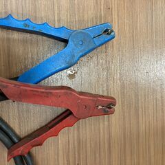 【中古】【動作OK】【店頭引取限定】 バッテリ受電器　ＹＵＡＳＡ　ＳＱ－６００Ⅼ　本体のみ　ジャンク品の画像