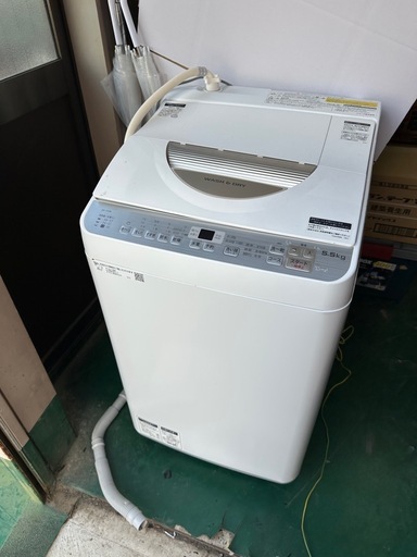縦型洗濯機　5.5kg
