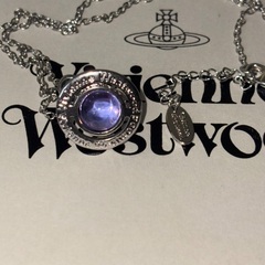 Vivienne Westwood オーブネックレス パープルの画像