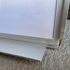 お取り引き中になります。ホワイトボードの画像