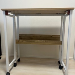 スリム！折りたたみデスクの画像