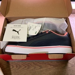 PUMA スニーカーの画像