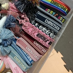 新品刺繍ブレスレット　サイズ調整可能