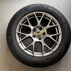 スノータイヤ　　ヴェルファイア　40系　ホイル付きの画像