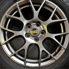 スノータイヤ　　ヴェルファイア　40系　ホイル付きの画像