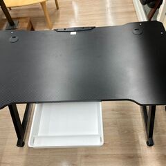ジモティー割引🏷️【ジャングルジャングル 岸和田和泉インター店】ゲーミングデスク ブラック 和泉市 堺市 岸和田市 泉大津市 高石市 泉北郡熊取町の画像