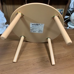 子供用　アンパンマン顔テーブルの画像