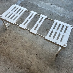 収納ラックの画像