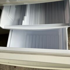 シャープ ノンフロン冷凍冷蔵庫 冷蔵庫 2ドア 137L SJ-D14C-Wの画像