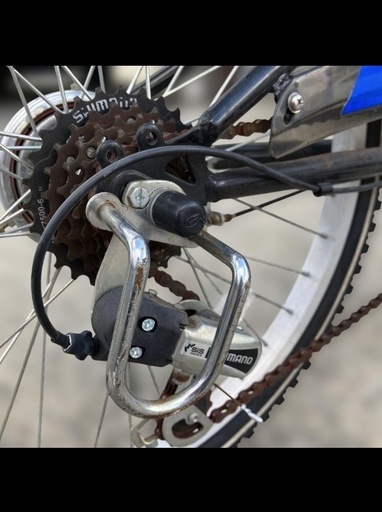 自転車　子供自転車　20インチ　6段変速