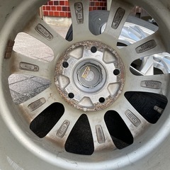 アルミホイールの画像