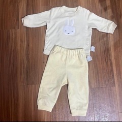 ユニクロパジャマ　ミッフィー パジャマ　80 ミッフィー 保育園着　パジャマの画像