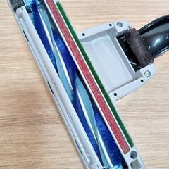 【B469】日立　掃除機　ブーストサイクロン　レッド　2018年製　動作確認OK　清掃済みの画像