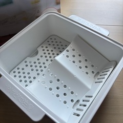 哺乳びんレンジ除菌器の画像