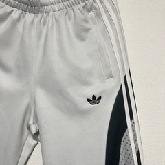 adidas Originals プレミアムQ3 プリント トラックパンツ S
の画像
