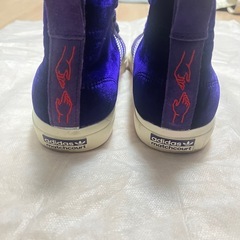 adidas ナケルスミス マッチコート 22.5cmの画像