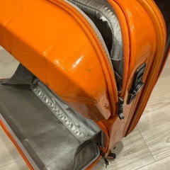 フロントオープン 機内持ち込み可◎キャリーバッグ 
スーツケースの画像