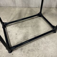 K47 IRIS OHYAMA タイヤ 収納 ラック タイヤ スタンド アイリス オーヤマ 保管 置台 ケース スリム 屋外 縦置き カバー無し USEDの画像