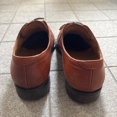 インターナショナルギャラリー　BEAMSレザーシューズの画像