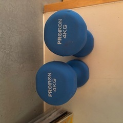 ダンベル　4kgの画像