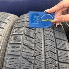 ブリザック　スタッドレス　BLIZZAK  185/60-15の画像