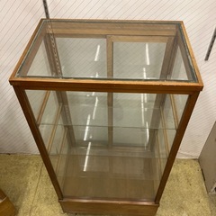 昭和レトロ木製ショウウインドウ
の画像