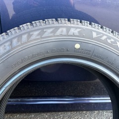 スタッドレス　BLIZZAK 　ブリザック　175/65-15　　の画像