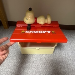スヌーピーの小物ケースの画像