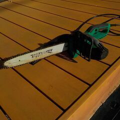 マキタ(Makita) 電気チェンソー ガイドバー350mm 緑 AC100V コード2m M504の画像