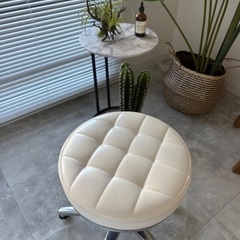 【至急】ワゴン＋スツールの画像