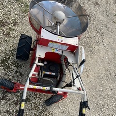 丸山堆肥散布機 M M B100の画像