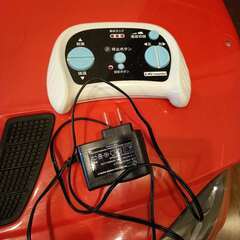 子供電動乗用ラジコンカー ペダルとプロポ操作可能の画像