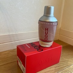 HUGO BOSS の ENERGISEの画像