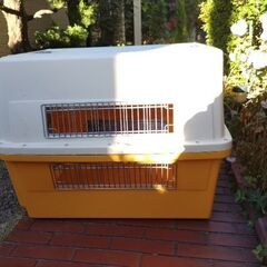 大型犬用キャリーケースの画像