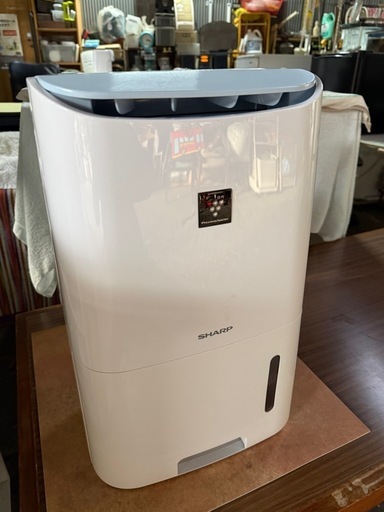 SHARP 除湿機 CV-G71-W 除湿機・乾燥機 cv-g71-w シャープ 衣類乾燥