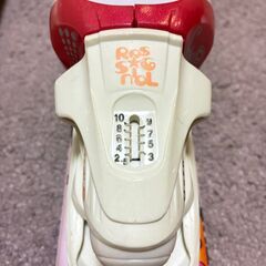 スキー板　女の子　140cm　かなりキレイです　使用回数少なめの画像