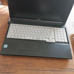 FUJITSU　15.6インチノートパソコン(ジャンク品)の画像