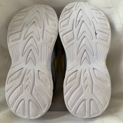 【中古】ミニオン⭐︎光るスニーカー　18センチ　の画像