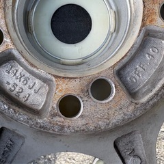 185/65 R14  スタッドレスタイヤの画像