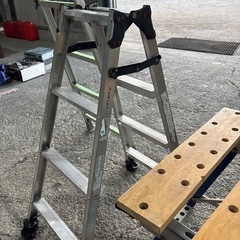 三脚　ハシゴ　作業台　3点まとめ売りの画像