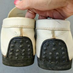 本革デッキシューズ・25.5cm　アイボリー色でオサレ😊👍　　Hana🌸の画像