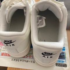 NIKE AIR FORCE 1 07ESS ホワイト の画像