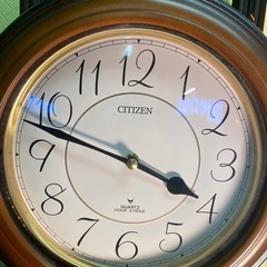 壁掛け 振り子時計　CITIZEN シチズン　4MJ740-0  動作確認済みの画像