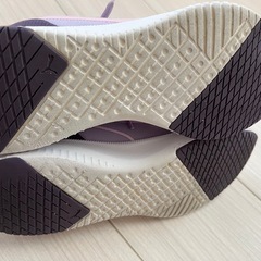 PUMA  23.5cm パープルの画像