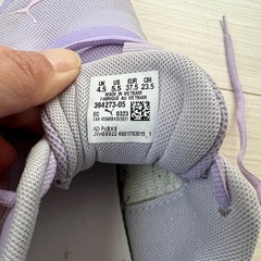 PUMA  23.5cm パープルの画像