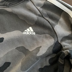 パーカー2つ　150の画像