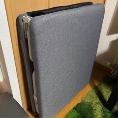 鏡面テレビハイボードとベッド３点セットの画像