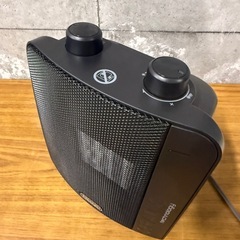 【美品】デロンギ(DeLonghi) セラミック ファンヒーター DCH6031J-BK  1209-02の画像