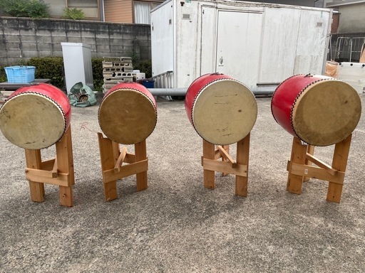 和太鼓　太鼓　4つ　和楽器　行事　