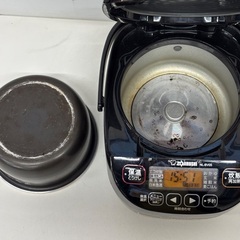 伊勢崎店【現状品】ji12-9 ZOJIRUSHi マイコン炊飯ジャー NL-BL05 2022年製の画像